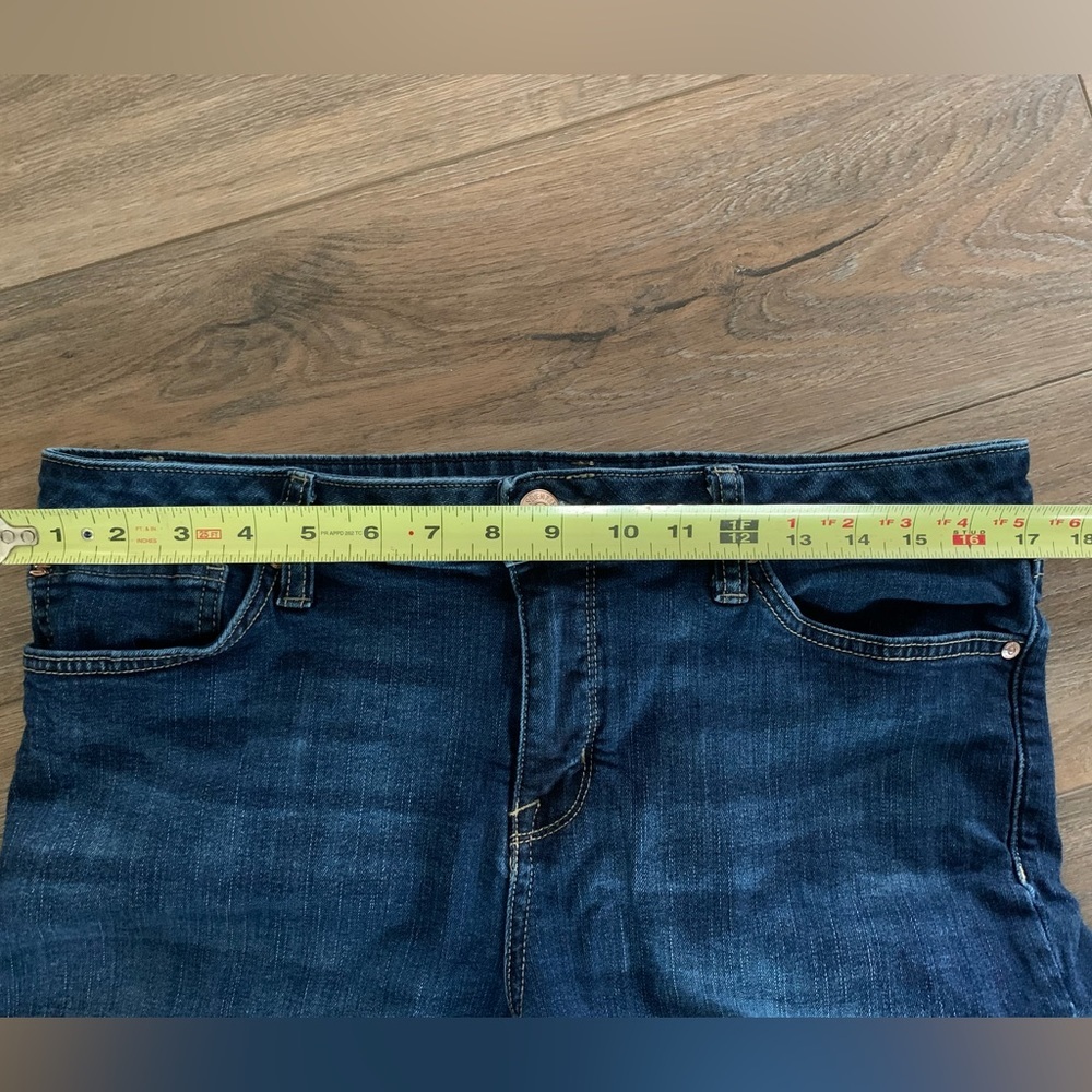 Seven7 Jean Weekend Shorts - Size 12 - Super Comfy - Picture 4 of 9